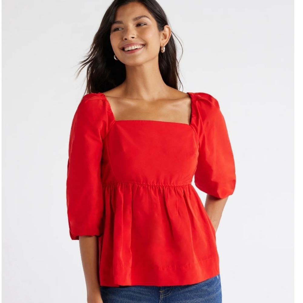 Square-Neck Puff Sleeve Top in Red